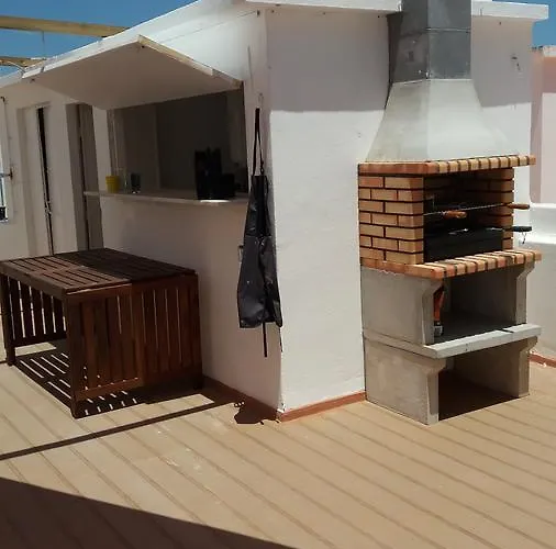 Casa Da Madrinha Ii Feriehus Monte Gordo